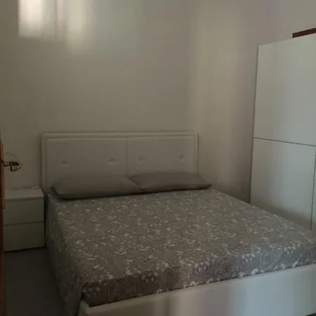 Camilla Apartment *